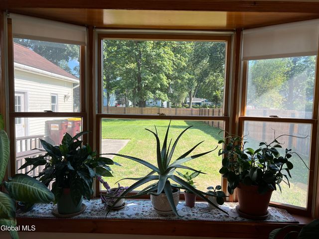 20 Putnam Avenue, Fort Edward, NY 12828