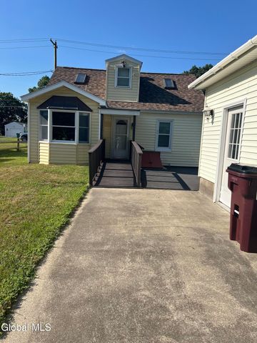 20 Putnam Avenue, Fort Edward, NY 12828