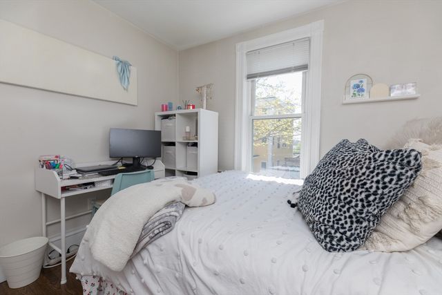 420 E 6th 2, Boston, MA 02127