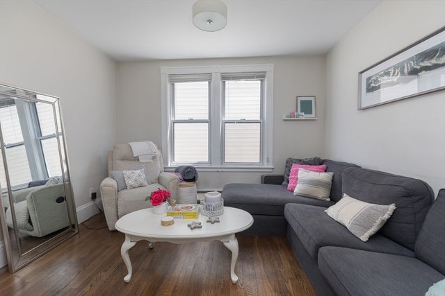 420 E 6th 2, Boston, MA 02127