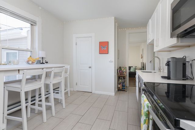 420 E 6th 2, Boston, MA 02127