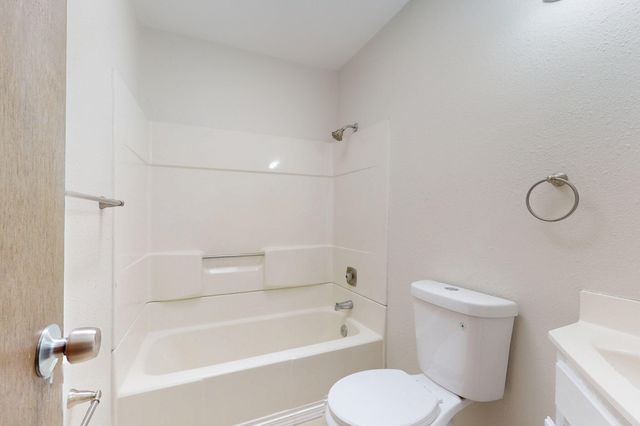 1647 ATRISCO Drive SW, Albuquerque, NM 87105