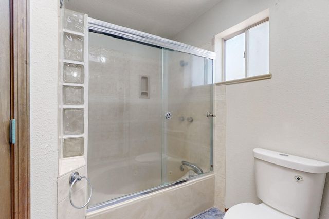 1647 ATRISCO Drive SW, Albuquerque, NM 87105