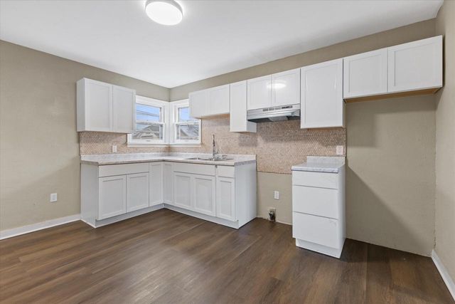 1900 Arlington AVENUE, Racine, WI 53403