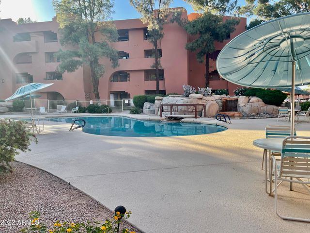 12212 N PARADISE VILLAGE Parkway S 104, Phoenix, AZ 85032