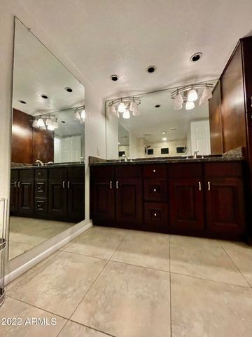12212 N PARADISE VILLAGE Parkway S 104, Phoenix, AZ 85032