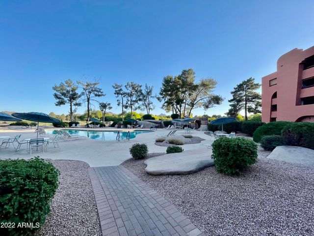 12212 N PARADISE VILLAGE Parkway S 104, Phoenix, AZ 85032