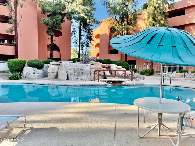 12212 N PARADISE VILLAGE Parkway S 104, Phoenix, AZ 85032