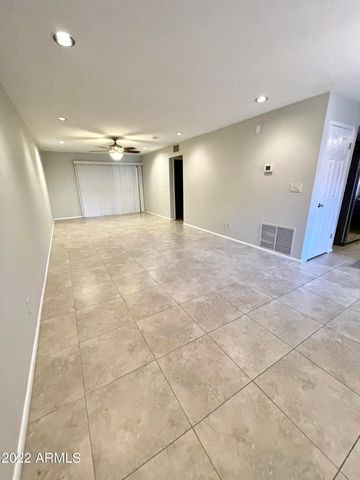 12212 N PARADISE VILLAGE Parkway S 104, Phoenix, AZ 85032