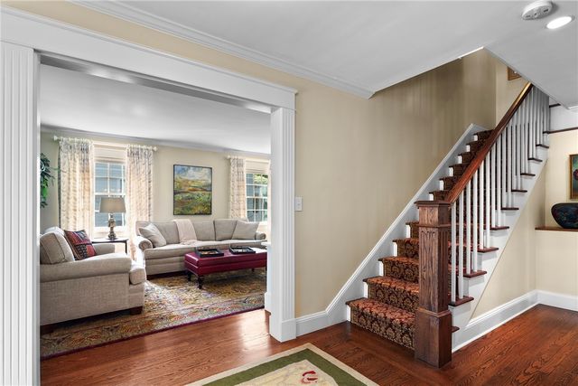 51 Ayrault Street, Newport, RI 02840
