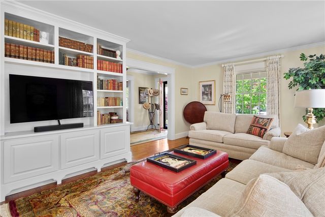 51 Ayrault Street, Newport, RI 02840