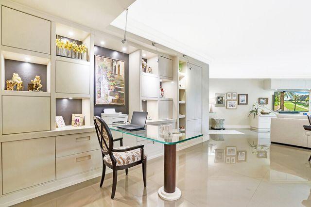 550 SE Mizner Boulevard B209, Boca Raton, FL 33432