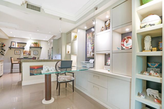 550 SE Mizner Boulevard B209, Boca Raton, FL 33432