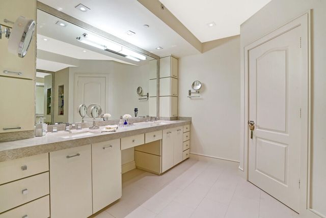 550 SE Mizner Boulevard B209, Boca Raton, FL 33432