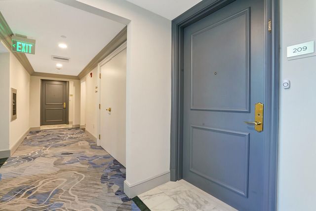 550 SE Mizner Boulevard B209, Boca Raton, FL 33432