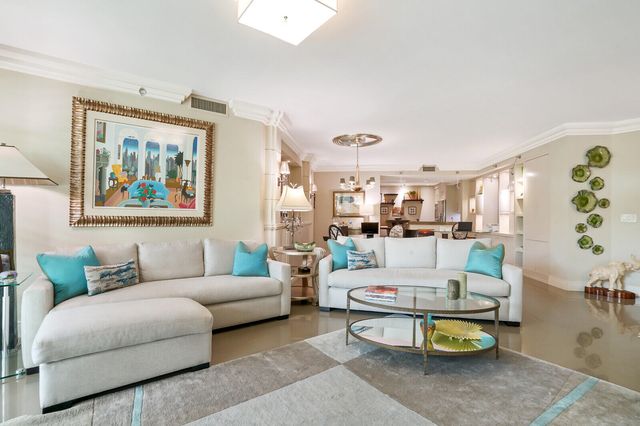 550 SE Mizner Boulevard B209, Boca Raton, FL 33432