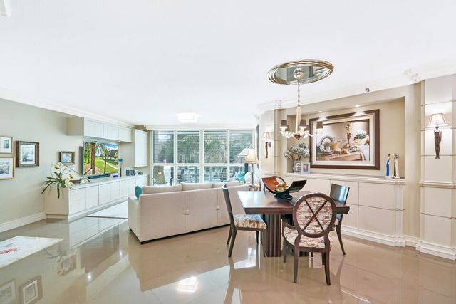 550 SE Mizner Boulevard B209, Boca Raton, FL 33432