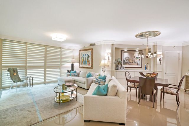 550 SE Mizner Boulevard B209, Boca Raton, FL 33432