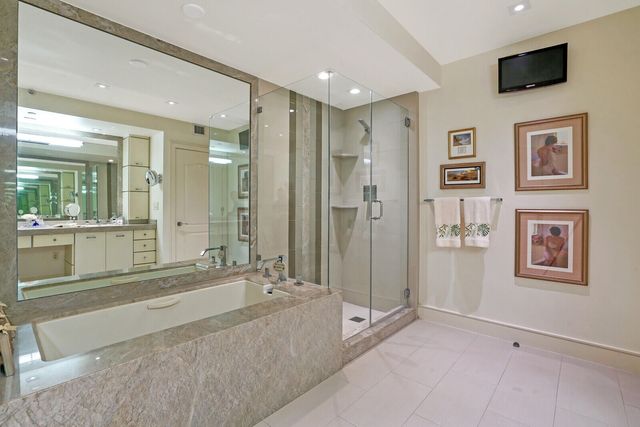 550 SE Mizner Boulevard B209, Boca Raton, FL 33432