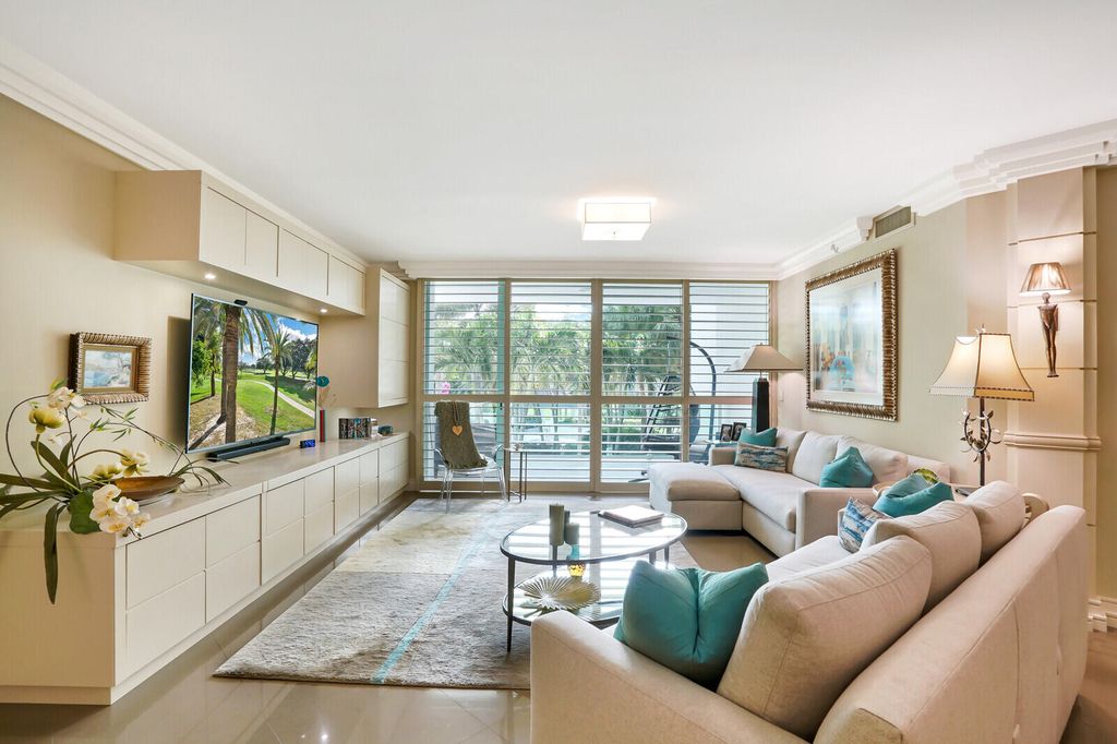 550 SE Mizner Boulevard B209, Boca Raton, FL 33432