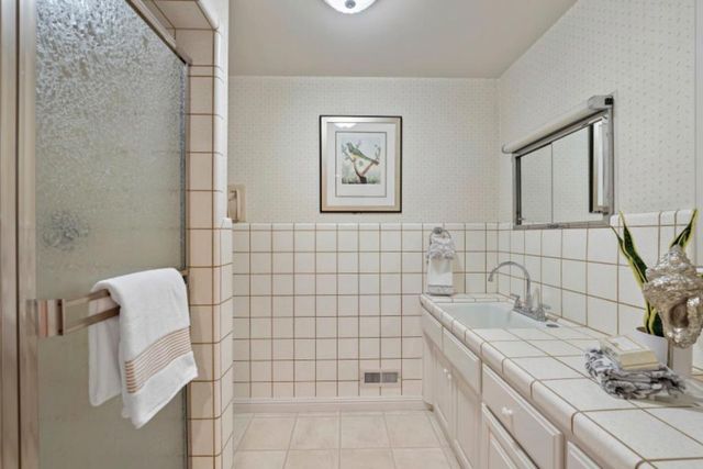 1588 Robsheal Drive, San Jose, CA 95125