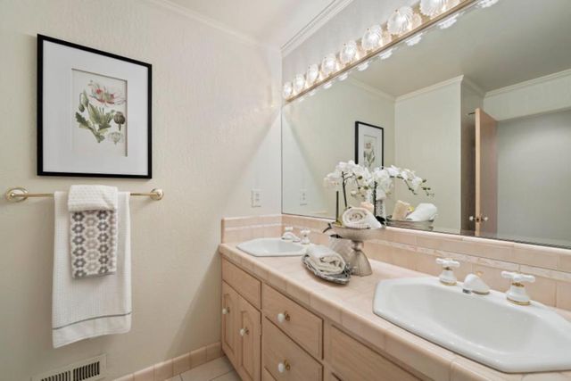 1588 Robsheal Drive, San Jose, CA 95125