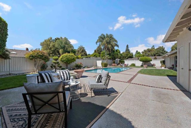 1588 Robsheal Drive, San Jose, CA 95125