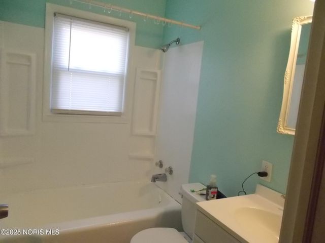 1932 Glencairn Avenue, Toledo, OH 43614