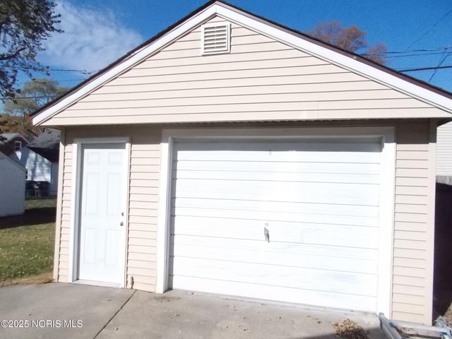 1932 Glencairn Avenue, Toledo, OH 43614