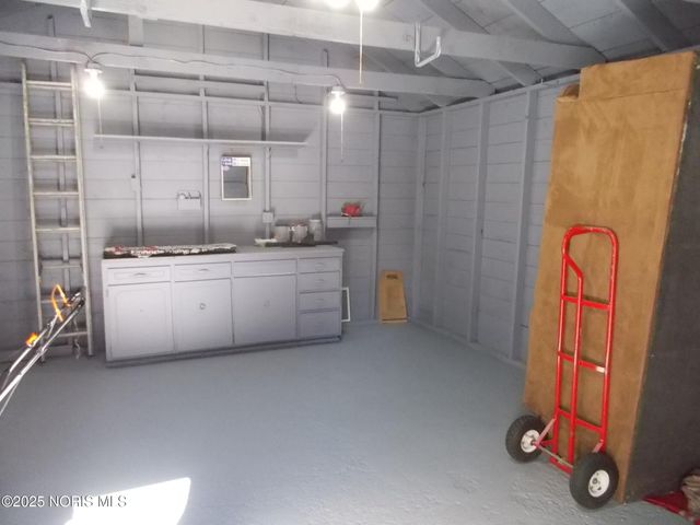 1932 Glencairn Avenue, Toledo, OH 43614