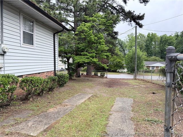 7300 Hyannis Drive, Fayetteville, NC 28304
