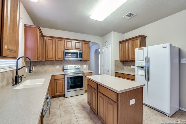 623 POINT SPRINGS, San Antonio, TX 78253
