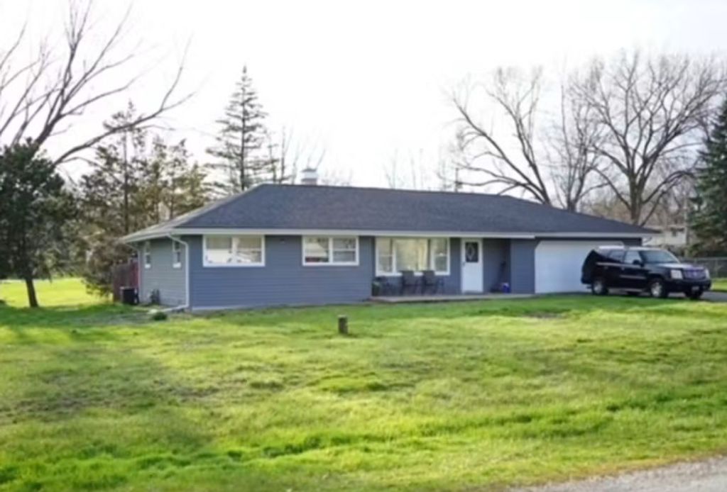 2N418 Amy Avenue, Glen Ellyn, IL 60137 — exterior