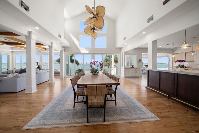 418 ST ANDREWS DRIVE, Belleair, FL 33756