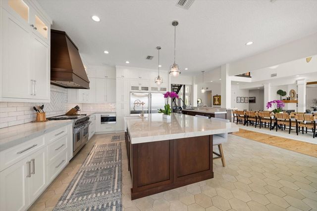 418 ST ANDREWS DRIVE, Belleair, FL 33756