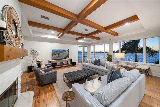 418 ST ANDREWS DRIVE, Belleair, FL 33756