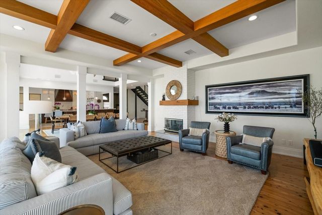 418 ST ANDREWS DRIVE, Belleair, FL 33756