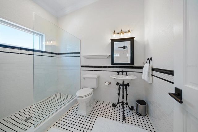 418 ST ANDREWS DRIVE, Belleair, FL 33756