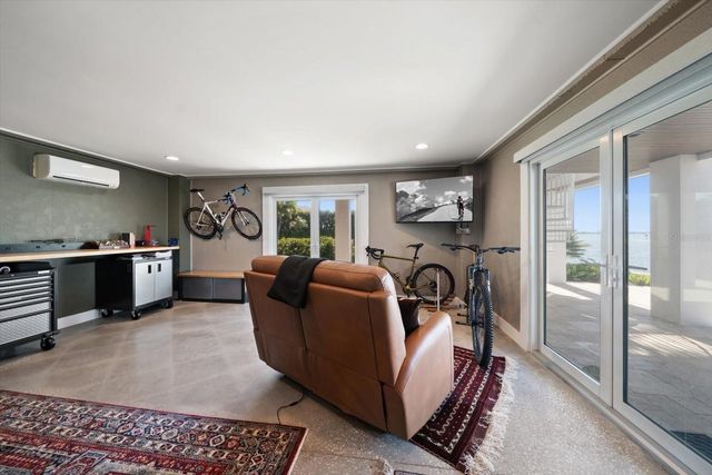 418 ST ANDREWS DRIVE, Belleair, FL 33756