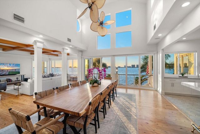 418 ST ANDREWS DRIVE, Belleair, FL 33756