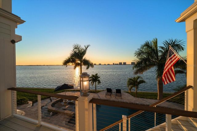 418 ST ANDREWS DRIVE, Belleair, FL 33756