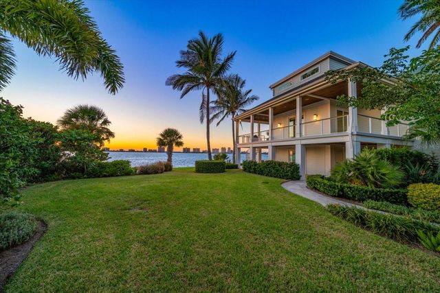 418 ST ANDREWS DRIVE, Belleair, FL 33756