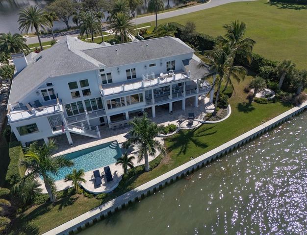 418 ST ANDREWS DRIVE, Belleair, FL 33756