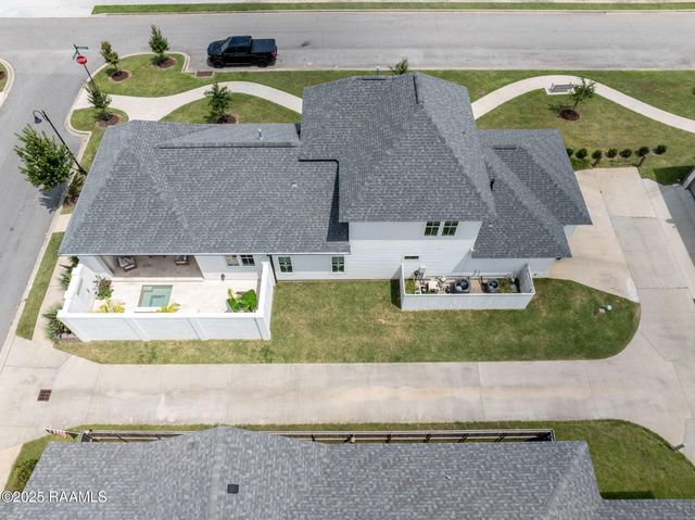 116 San Juan Lane, Youngsville, LA 70592