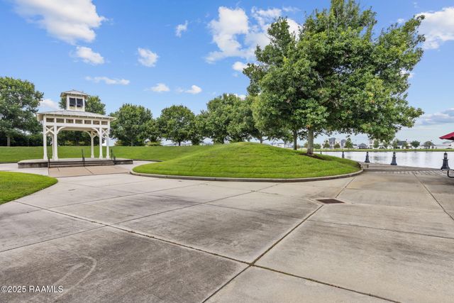 116 San Juan Lane, Youngsville, LA 70592