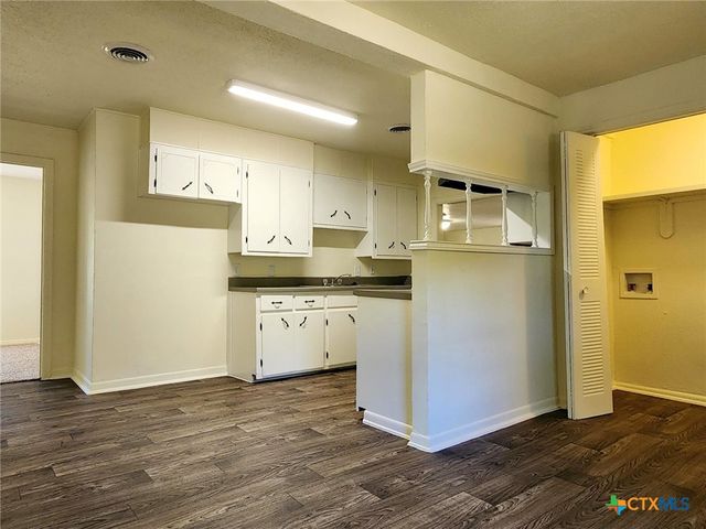 124 Circle Drive, Belton, TX 76513