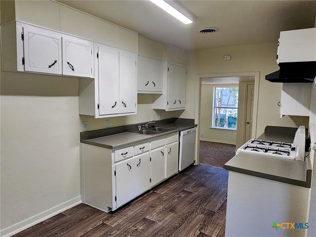 124 Circle Drive, Belton, TX 76513