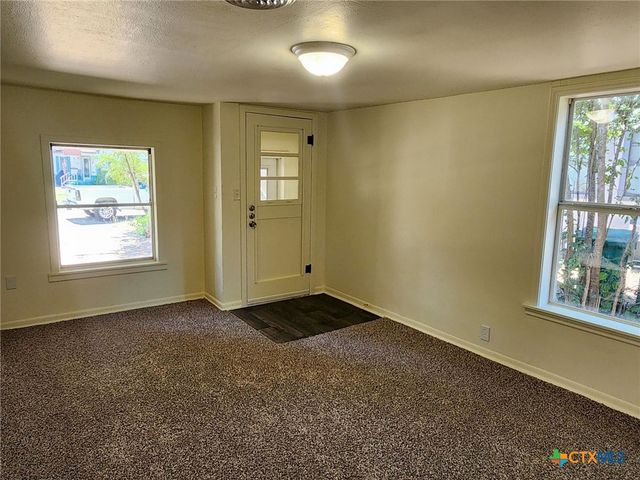 124 Circle Drive, Belton, TX 76513