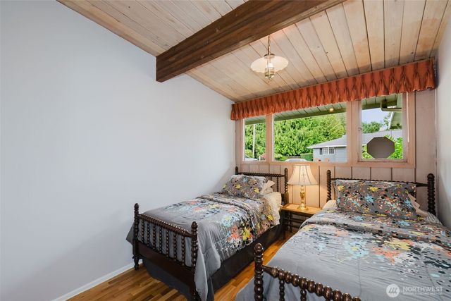 8167 E Cricket Lane, Port Orchard, WA 98366