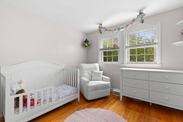 111 Locke Rd, Chelmsford, MA 01824